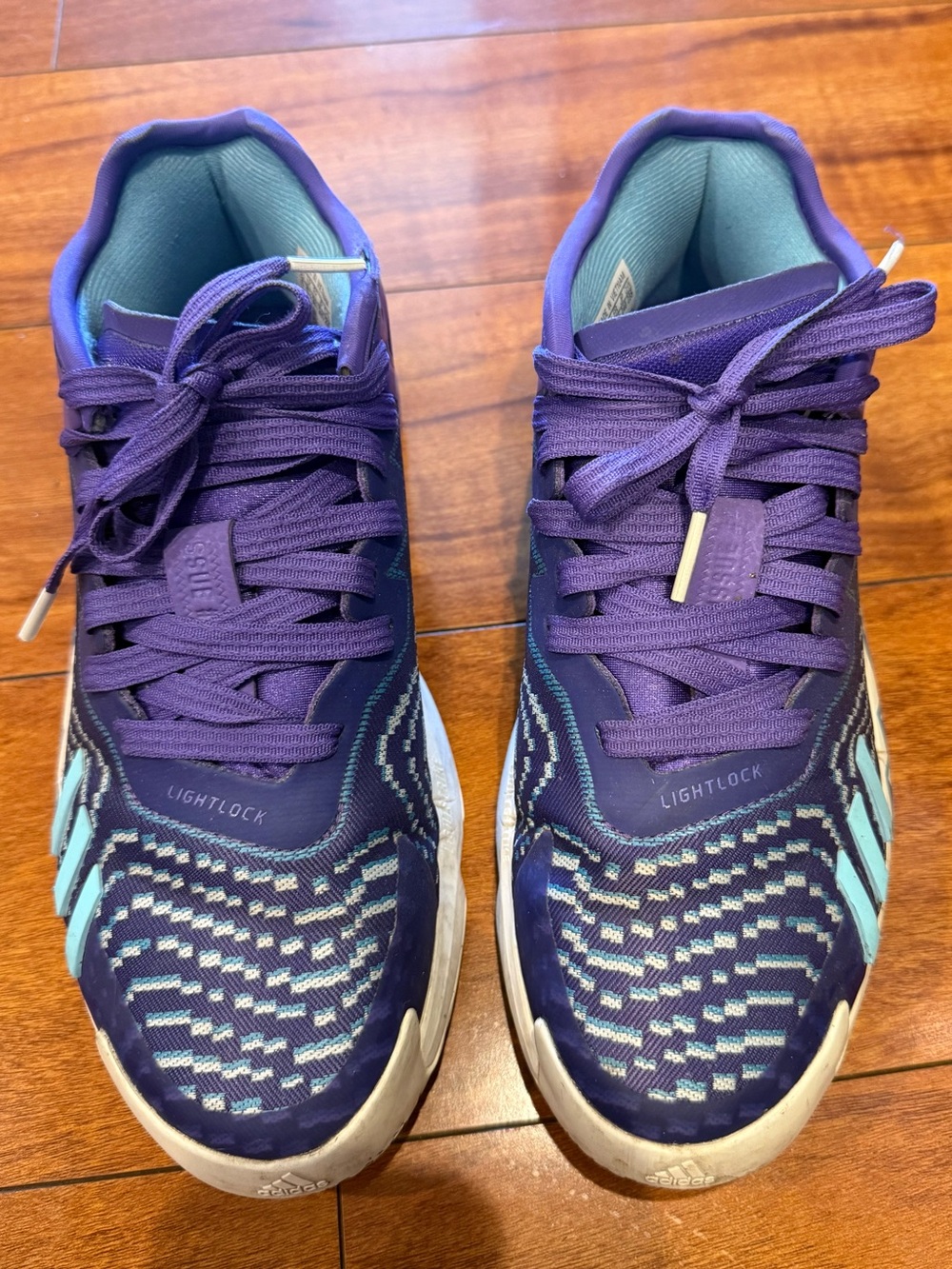 Adidas Unisex D.O.N shoes size Men 6/ Women 7.5